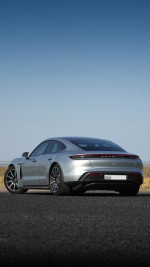 2021 Porsche Taycan 4S - 21k km