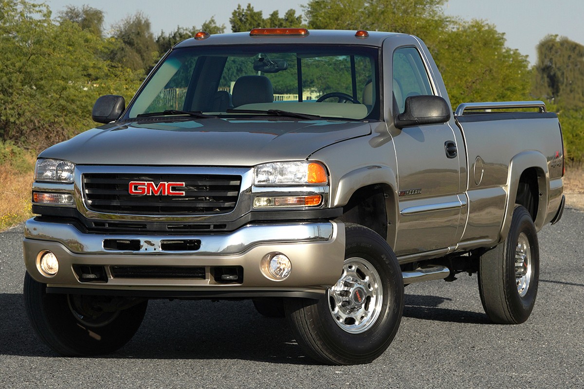 2006 GMC Sierra 2500HD - 180k km