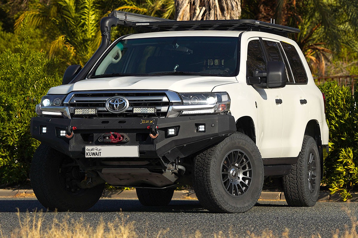 2012 Toyota Land Cruiser G - 300k km