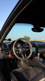 2016 Porsche Cayman GT4 - 50k km