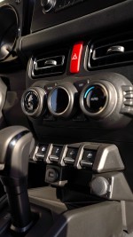 2025 Suzuki Jimny - 2,718 km only
