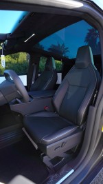 2024 Tesla Cybertruck Foundation Series - 2,669 km