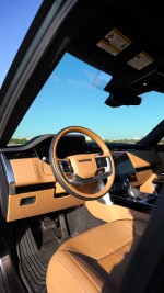 2023 Range Rover HSE Belgravia Green - 17k km