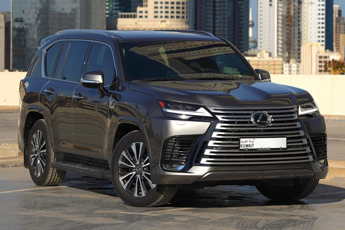 2023 Lexus LX 600 - 7k km