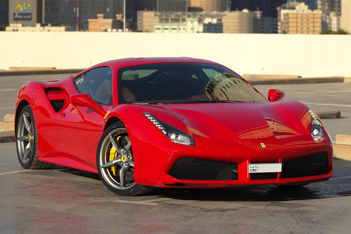 2016 Ferrari 488 GTB - 25k km