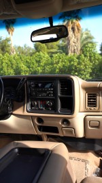 2005 GMC Suburban 8100 - 140k km