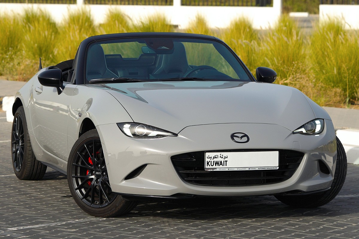 2025 Mazda MX-5 Convertible - 4,584 km