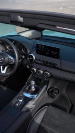 2025 Mazda MX-5 Convertible - 4,584 km