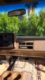 1994 Chevrolet Suburban 2500 SLE - 81k km