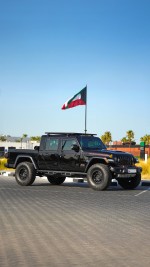 2023 Jeep Gladiator Sand Runner - 5,866 km only