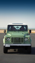 2016 Land Rover Defender 90 Heritage Edition - 26k km