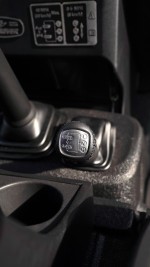 2016 Land Rover Defender 90 Heritage Edition - 26k km