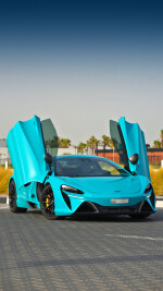 2023 McLaren Artura - 6,649 km only