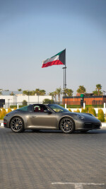 2024 Porsche 911 Targa 4 - 19k km