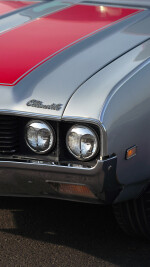 1969 Oldsmobile 442 Coupe Silver w-red