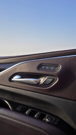 2023 Cadillac Escalade Premium Luxury Platinum - 28k km