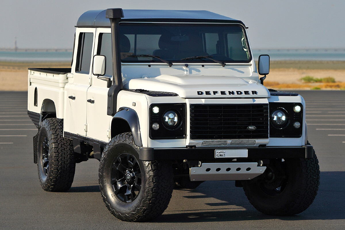 2015 Land Rover Defender 130 Pickup - 130k km