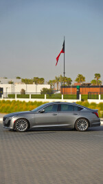 2022 Cadillac CT5 premium luxury - 31k km