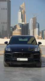 2020 Porsche Cayenne Lightweight Sport Carbon Fiber - 100k km