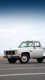 1987 GMC Sierra Classic 2500 - fully restored