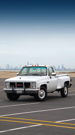 1987 GMC Sierra Classic 2500 - fully restored