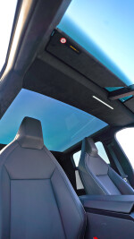 2024 Tesla Cybertruck Foundation Series - 20k km