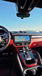 2019 Porsche Cayenne S - 38k km