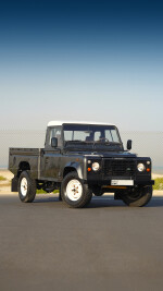 2001 Land Rover Defender 110 High Capacity Pickup - 105k km