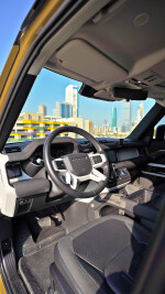 2020 Land Rover Defender 110 SE P400 - 32k km