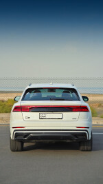2023 Audi Q8 S line quattro - 24k km