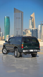 2004 Chevrolet Suburban 2500 Quadrasteer - 161k km