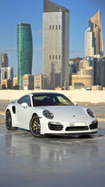 2015 Porsche 911 Turbo S Coupe - 33k km