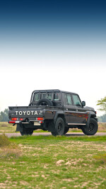 2024 Toyota Land Cruiser LC76 Pickup - 42k km
