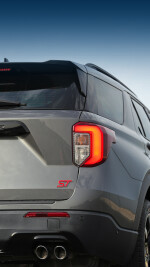 2023 Ford Explorer ST - 35k km