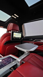 2017 BMW 760L V12 M Package - 103k km