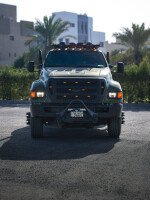 2008 Ford F-650 Super Duty - 35k mile