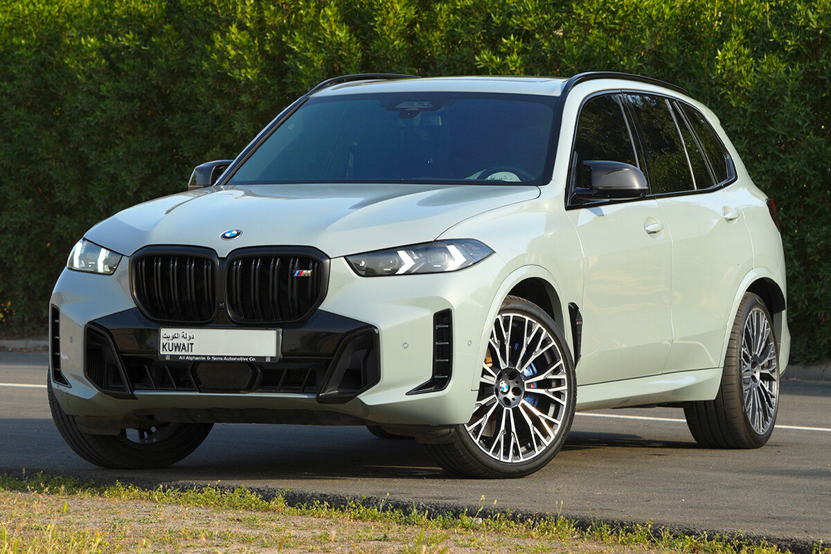 2024 BMW X5 M60i - 45k km