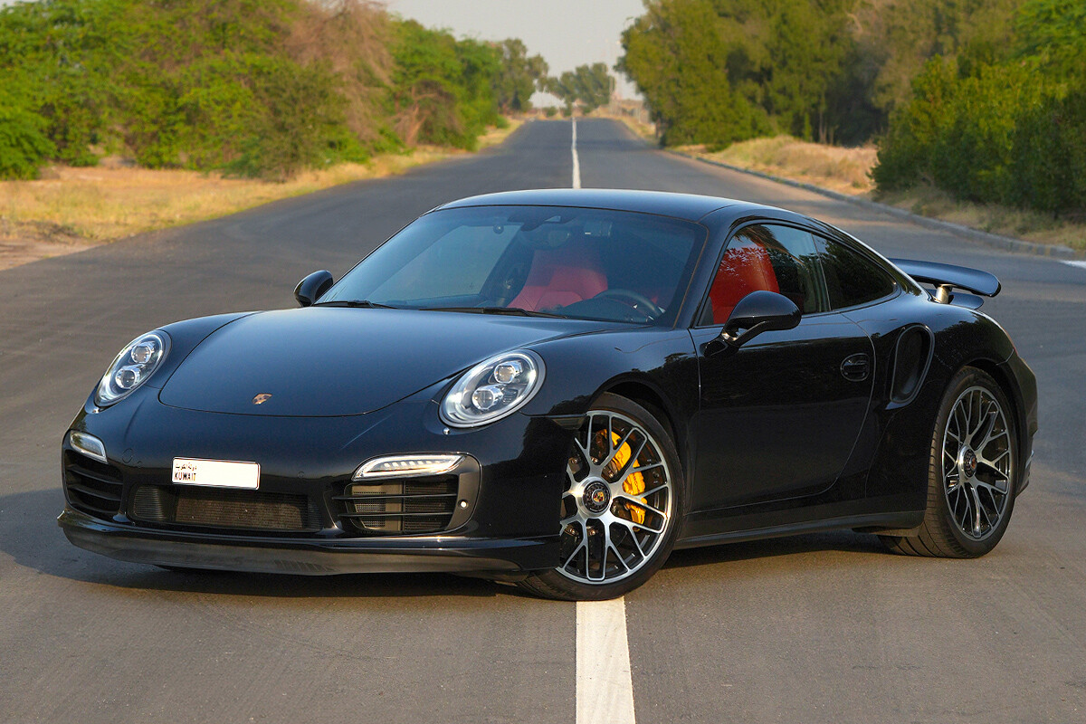 2014 Porsche 911 Turbo S Coupe - 44k km