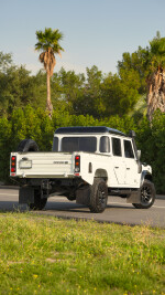 2015 Land Rover Defender 130 Pickup - 42k km