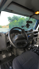 2015 Land Rover Defender 130 Pickup - 42k km