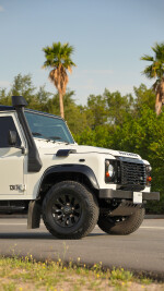 2015 Land Rover Defender 130 Pickup - 42k km