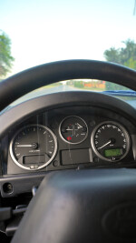 2015 Land Rover Defender 130 Pickup - 42k km