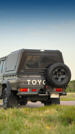 2024 Toyota Land Cruiser LC76 Pickup - 48k km