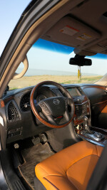2016 Nissan Patrol Platinum - 30k km