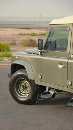 2015 Land Rover Defender 130 Pickup - 114k km