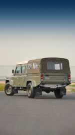 2015 Land Rover Defender 130 Pickup - 114k km