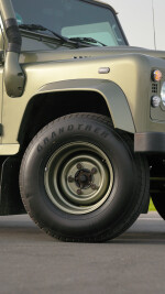 2015 Land Rover Defender 130 Pickup - 114k km