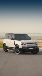 2026 Land Rover Defender 110 HSE - 8k km