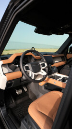 2025 Land Rover Defender 110 X-Dynamic HSE - 17k km