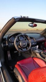 2011 Audi R8 Spyder Quattro - 88k km